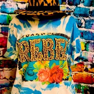 Rebel tee